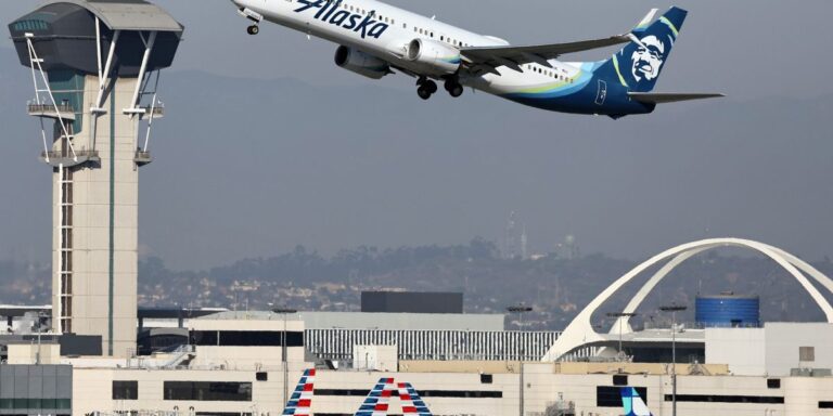 Alaska Airlines plans Asia, Europe flights in global reinvention